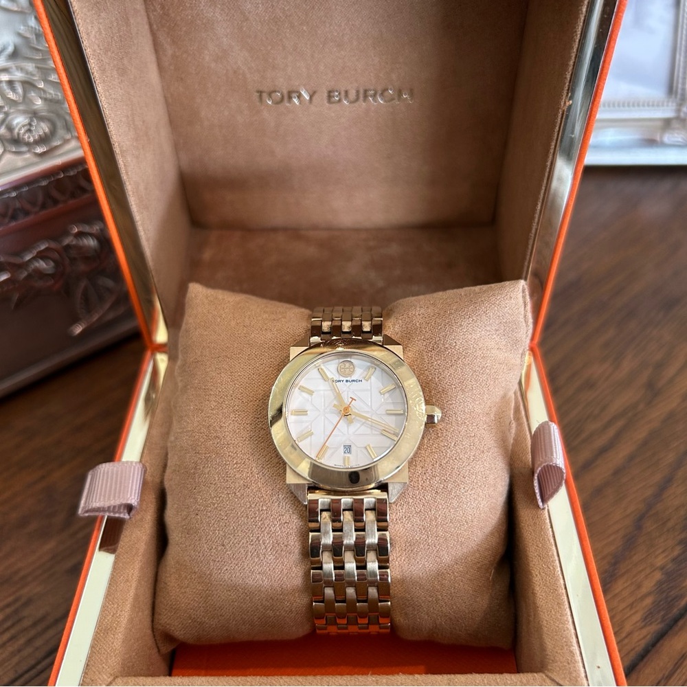 ⌚ Tory Burch Whitney Classic Gold Watch ⌚